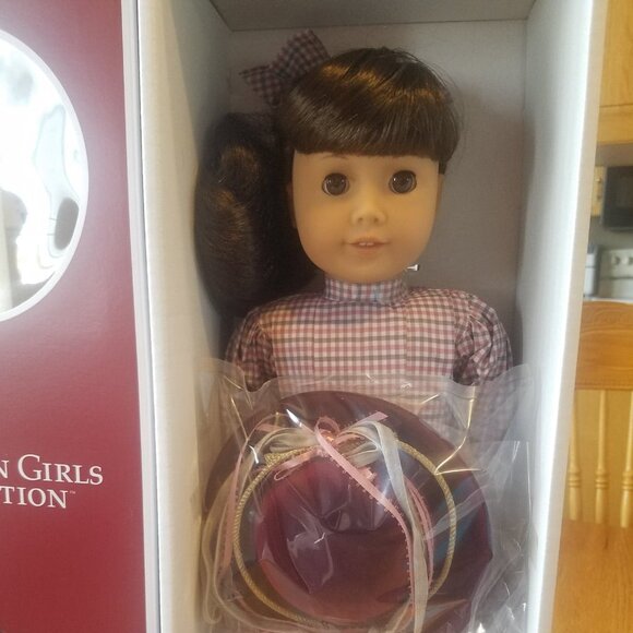 American Girl 18" Samantha 35th Special Edition Birthday Doll & Accessories NEW! - Picture 7 of 9